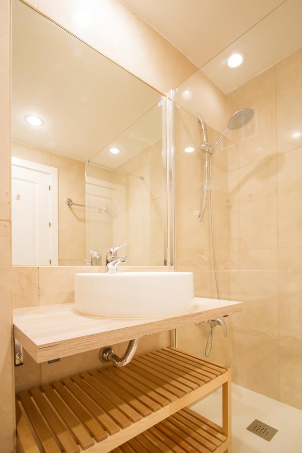 Charming Puerta De Atocha Madrid Apartment Екстериор снимка